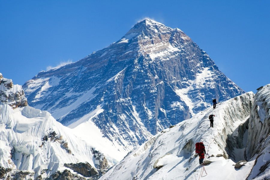 Mount- Everest- in -Nepal